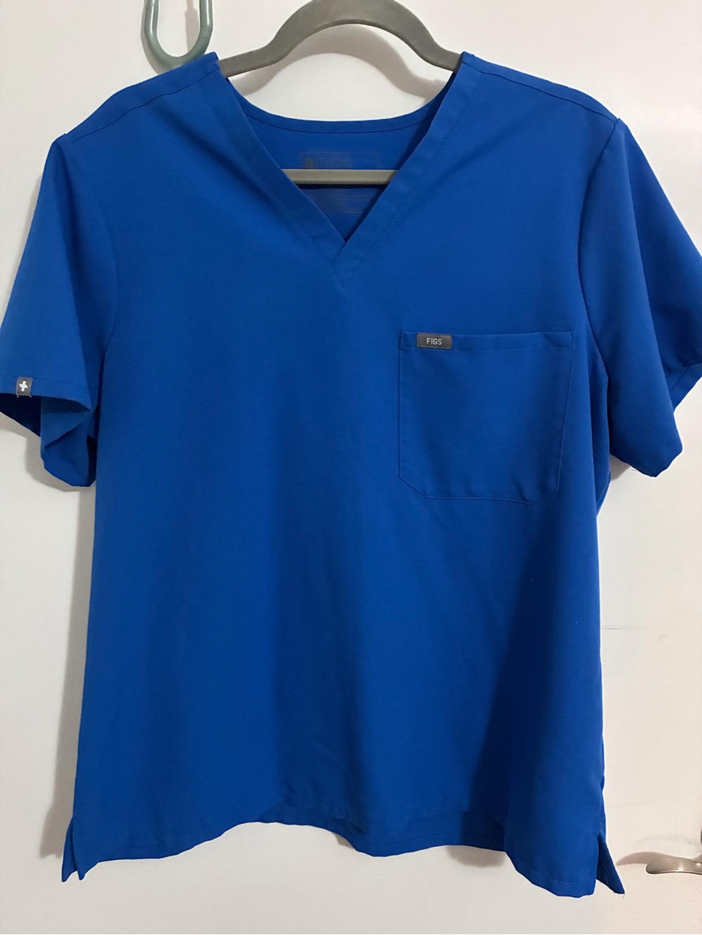 FIGS V-Neck Scrub Top in Royal Blue